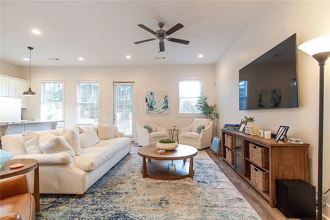 Living room at 619 Cameron Court